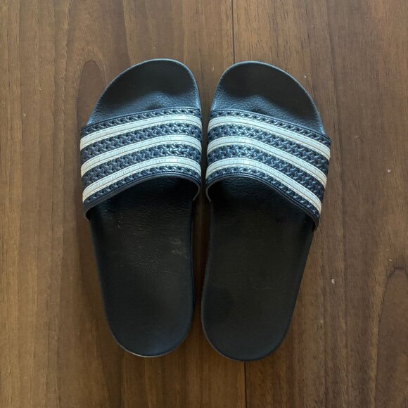 Kids Adidas Blue & White Stripe Slides - Size 5 - Picture 1 of 4